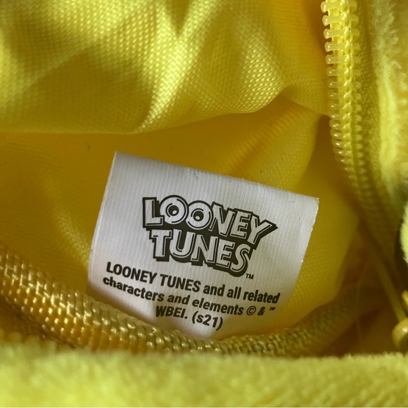 Looney Tunes Tweety Pie Purse Yellow Soft Make Up Bag Zip-up Pouch Toiletry Bag - Picture 4 of 4